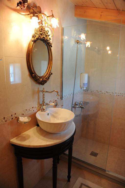 Episkopos Agnadi Suites חדר תמונה