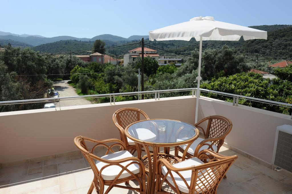 Episkopos Agnadi Suites חדר תמונה