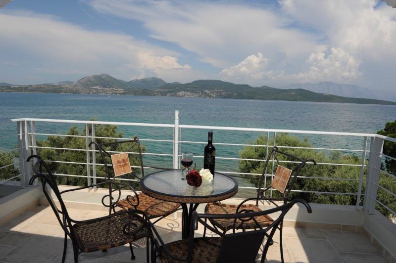 Episkopos Agnadi Suites מראה חיצוני תמונה